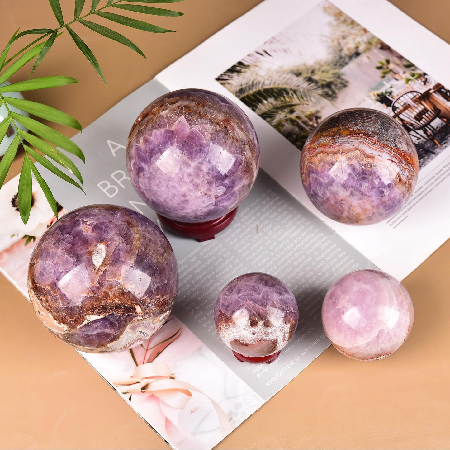 JIC Gem Amethyst Agate Crystal Ball with Wooden Stand Pink Healing Crystal Sphere Ball for Feng Shui Decor Spiritual Gifts 60-70mm