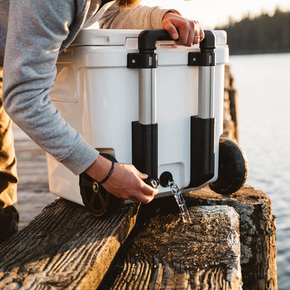 YETI Roadie 48 Wheeled Cooler with Retractable Periscope Handle, White