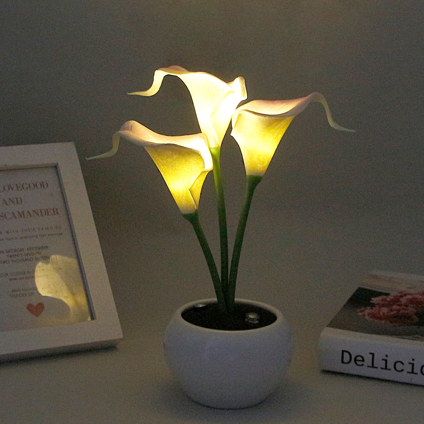 Naimo Flower Night Light Rechargeable LED Night Lamp Calla Lily Table Lamp for Bedroom Living Room Birthday Party Desktop Home Decor