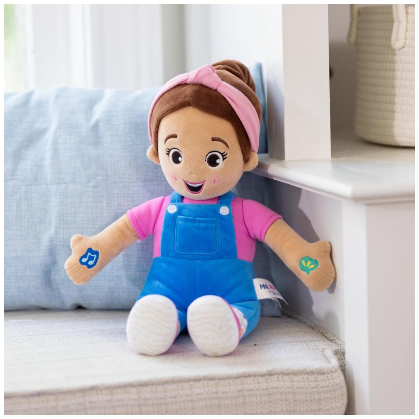 Ms. Rachel Official Speak & Sing Doll, 16” Tall Interactive Toy with 4 Songs & 16+ Phrases, Toddler Toys for Girls & Boys Ages 6 Months to 3+ Years