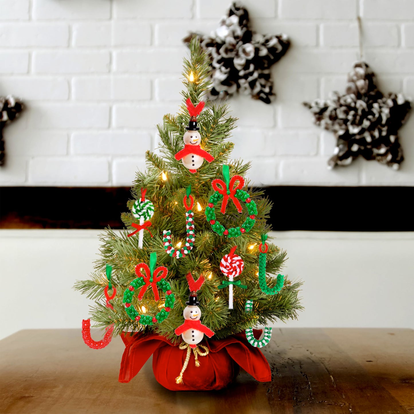 luck sea 40PCS Christmas Crafts Beaded Ornament Kit - Including 10 PCS Snowman,12 PCS Wreath,8PCS Candy Cane,10PCS Lollipop, Xmas Holiday Party Tree Favor Decorations