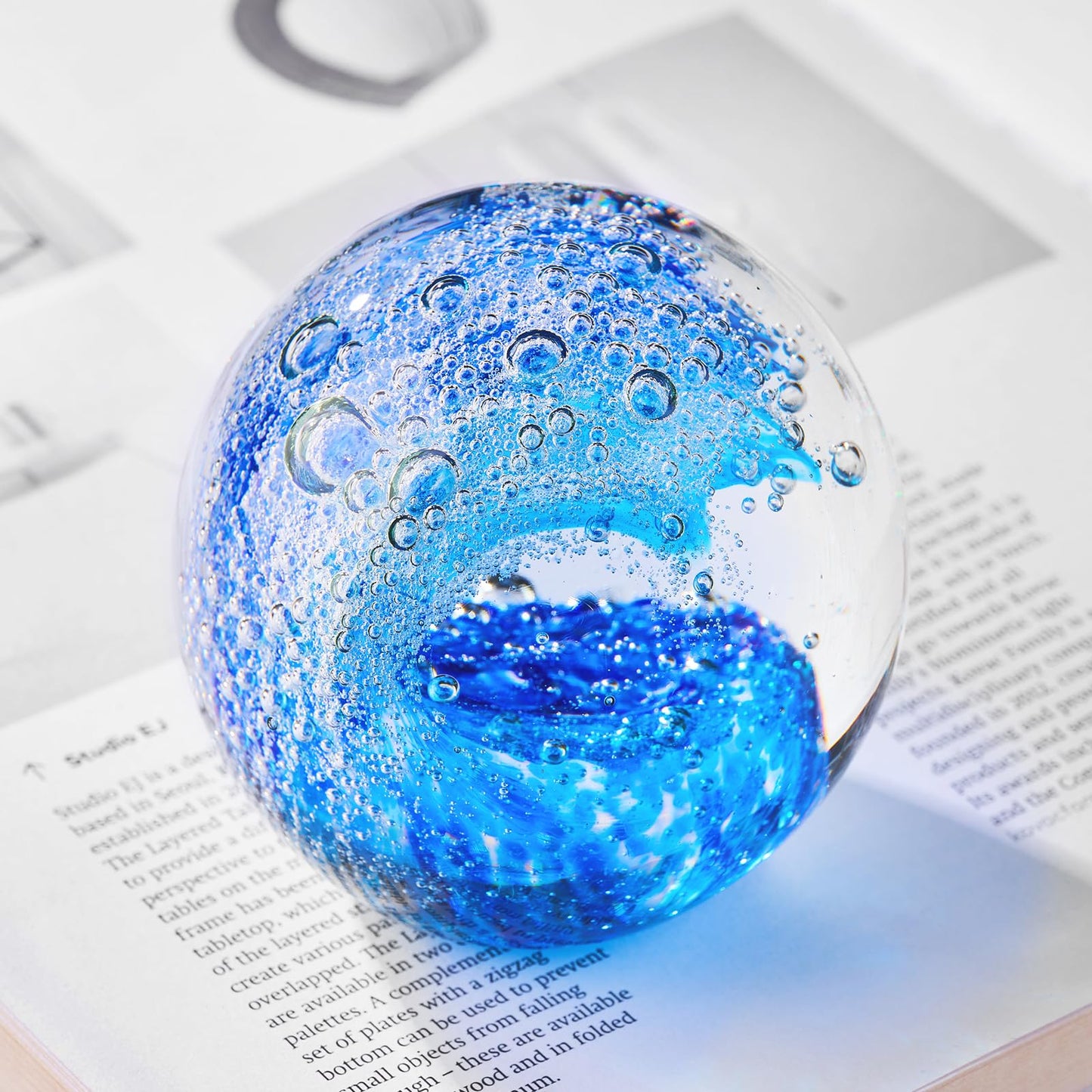 XLSJGYP Crystal Ball Blown sea Glass Art Ornament Collectible Paperweight Figurines Spere Statues for Home Office Decor a Gift for Ocean Lovers Perfect for Men Women (Sky Blue-Crystal Ball)