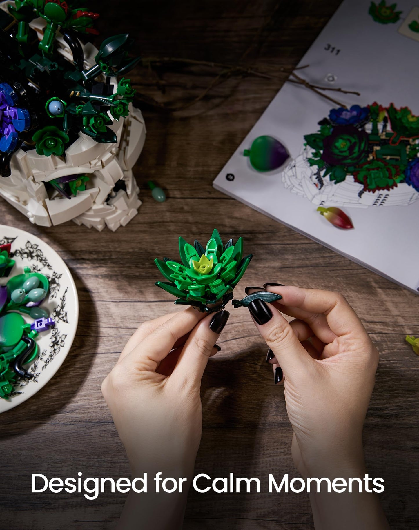 Succulent Skull Planter Flowers Building Set, Botanical Skeleton Pot Collection Building Kit, Horror Plants Home Office Table Decoration Blocks Toys for Adults, Gift for Birthday Mother's Day