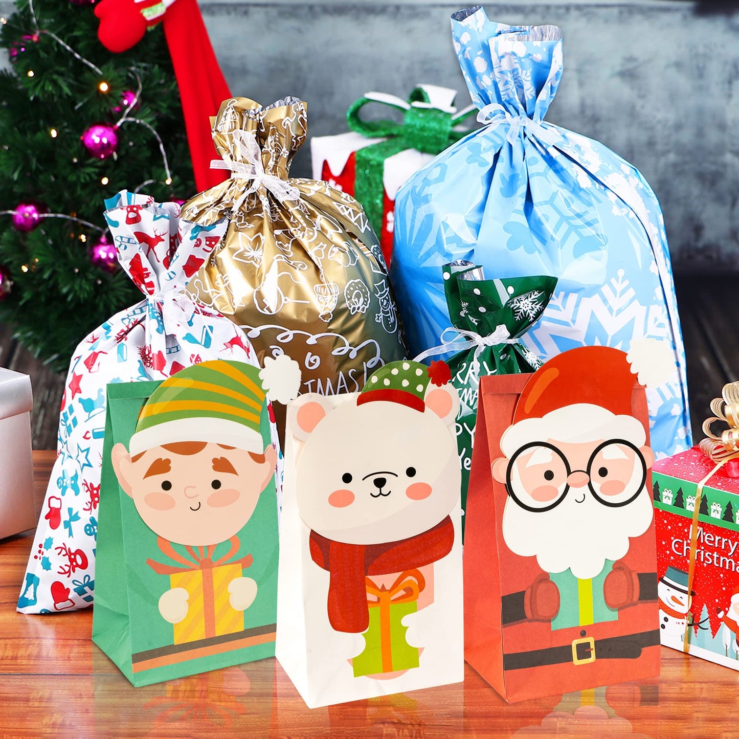 Uptotop 24 Pack 2D Christmas Treat Bags with 6 Assorted Designs, Xmas Kraft Paper Bags for Holiday Cookie Candy Party Favor Supplies Decor