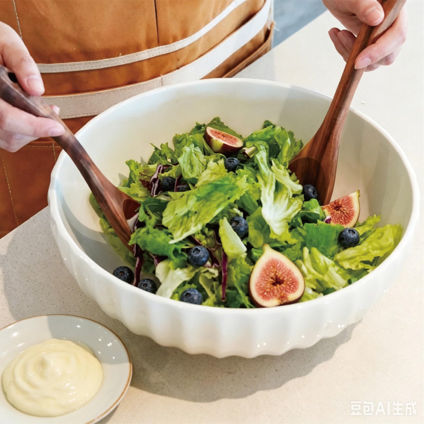 seicasaya 12-Inch Large Ceramic Salad Bowl Set with Wooden Servers, Decorative Serving Bowl with Ribbed Design for Pasta, Fruit (White)