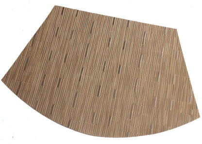 SHACOS Round Table Placemats Set of 4 Wedge Shape Woven Vinyl Place Mats Heat Resistant Wipe Clean Round Table Mats Home Table Decor (4, Tan)