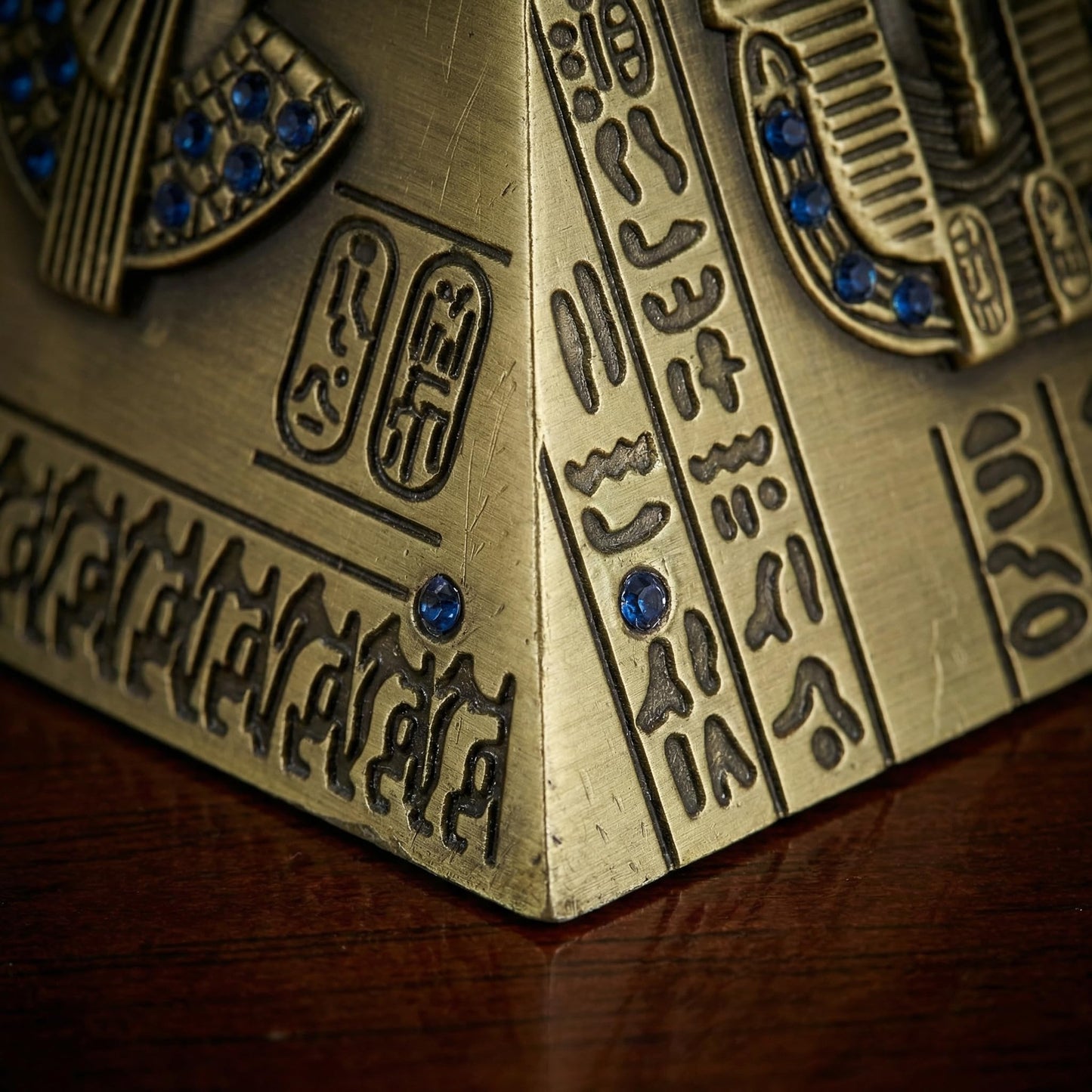 DECHOUS Egyptian Decor Pyramid Statue - Small Metal Ancient Egypt Meditation Pyramid Ornament Gifts for Souvenirs Home Office Building Model, 8.7 Inch