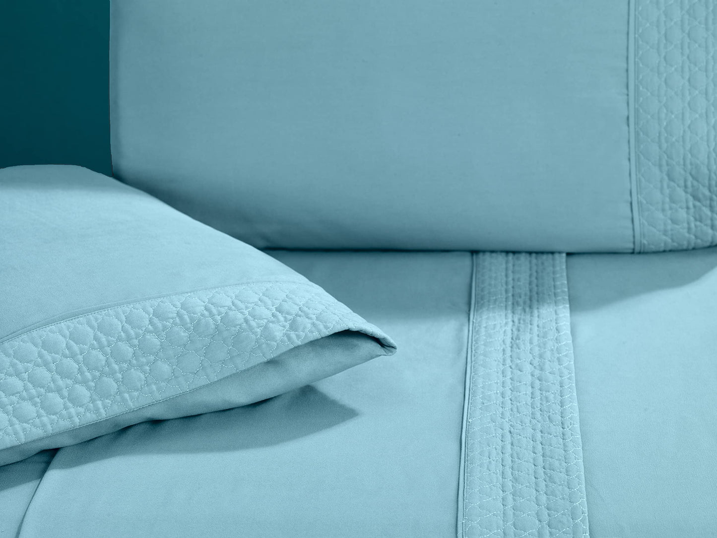 Elegant Comfort Luxury Soft Coziest 4-Piece Bed Sheet Set 1500 Thread Count Egyptian Quality Microfiber Wrinkle Resistant Beautiful Quilted Design on Flat Sheet and Pillowcases, Queen, Aqua