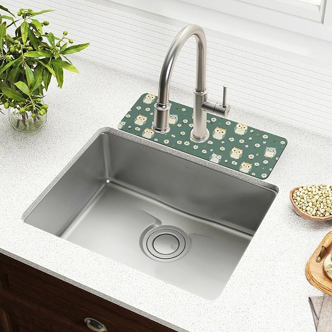 Kitchen Sink Splash Guard 1 PC 14.7 Inch Sink Faucet Mat Splash Guard
