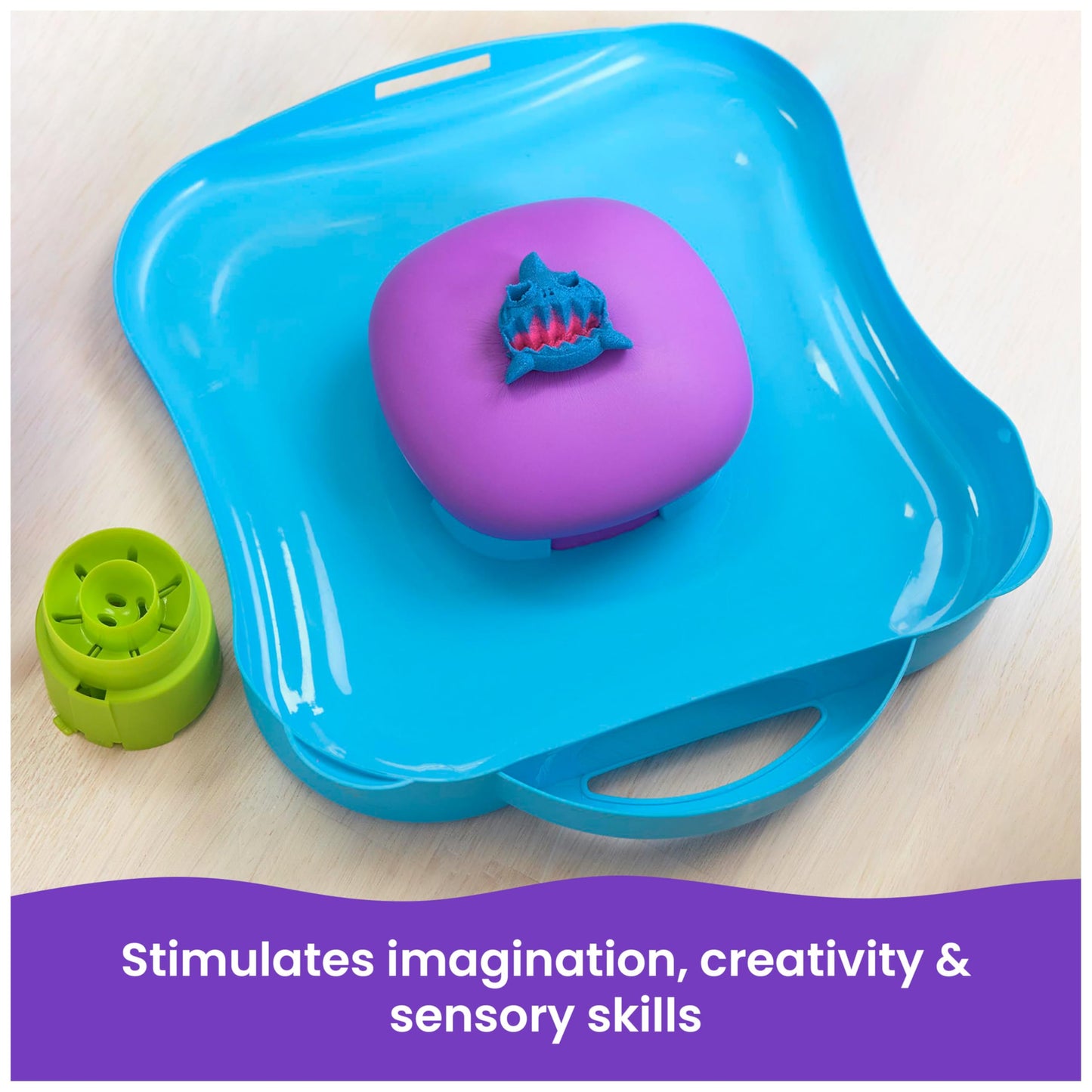 Kinetic Sand, SquishMotion Playset with 453g Pink, Yellow, Blue Play Sand, Stamper & 5 Tools, Reusable Storage Case, Sensory Toys for Kids Aged 5+