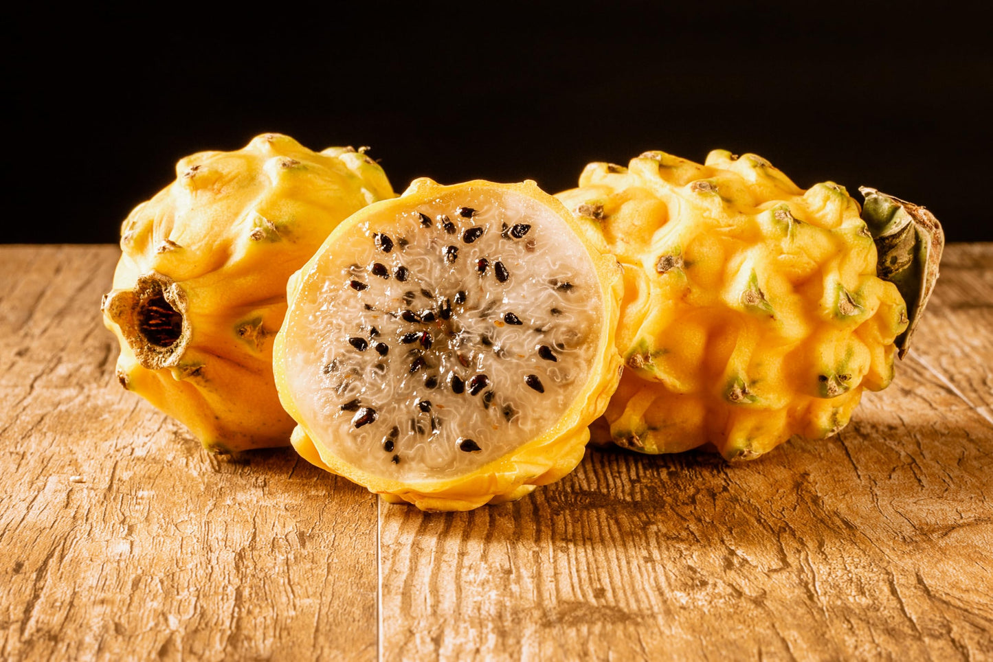 20 * Seeds * Yellow Dragon Fruit (Pitaya/Pitahaya/Strawberry Pear) Hylocereus Megalanthus Cactus White Flower