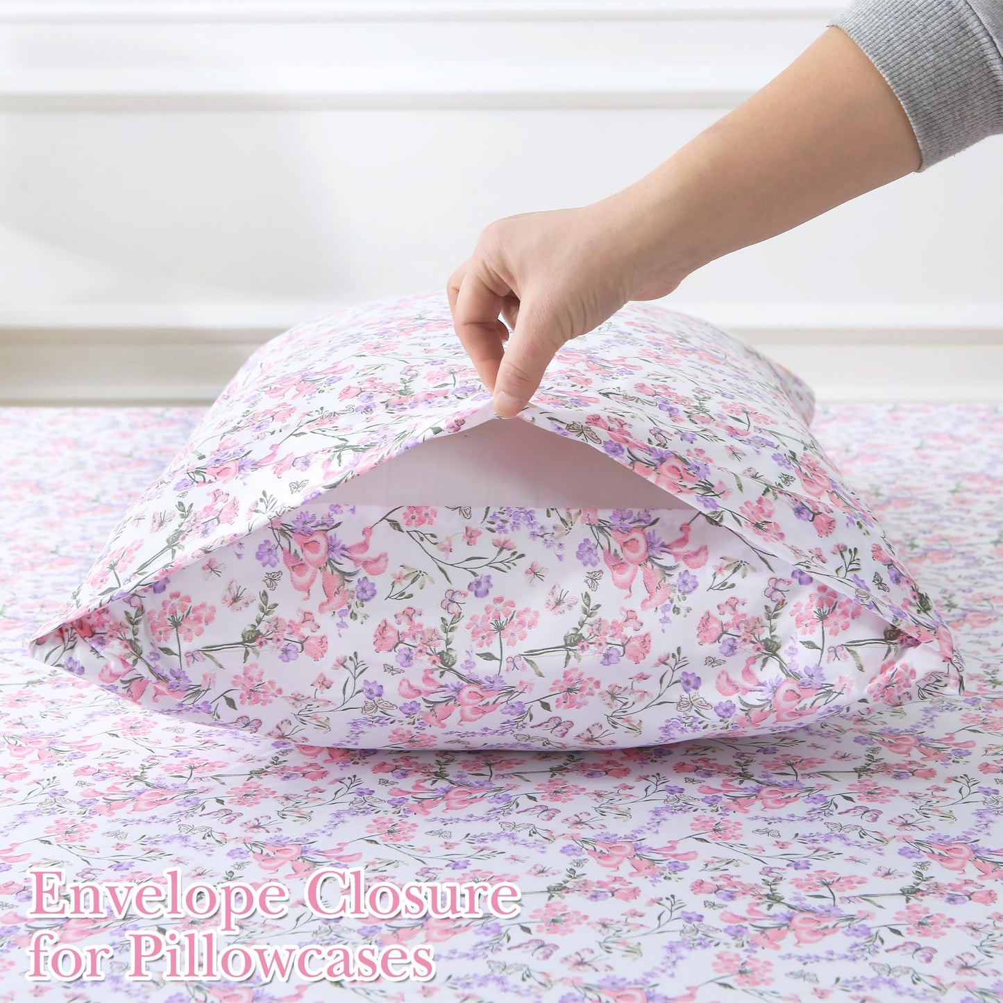 Mooreeke Cozy Vintage Microfiber Printed Full Sheet Set - Soft Breathable Percale Cotton Floral Bed Sheets with Deep Pocket - Non-Slip Fitted Design - Pink Purple Flowers Pattern