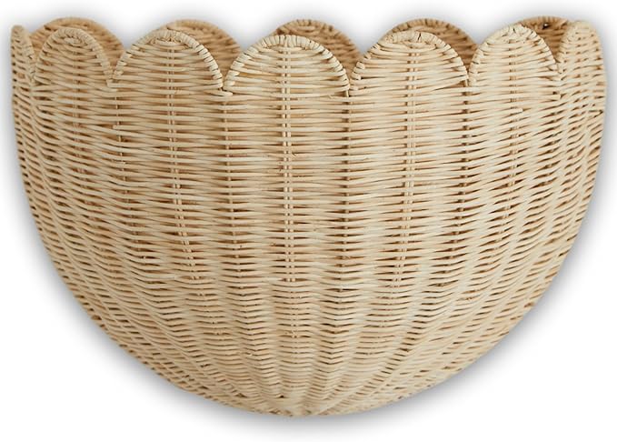 BEBE BASK Scalloped Wicker Wall Basket