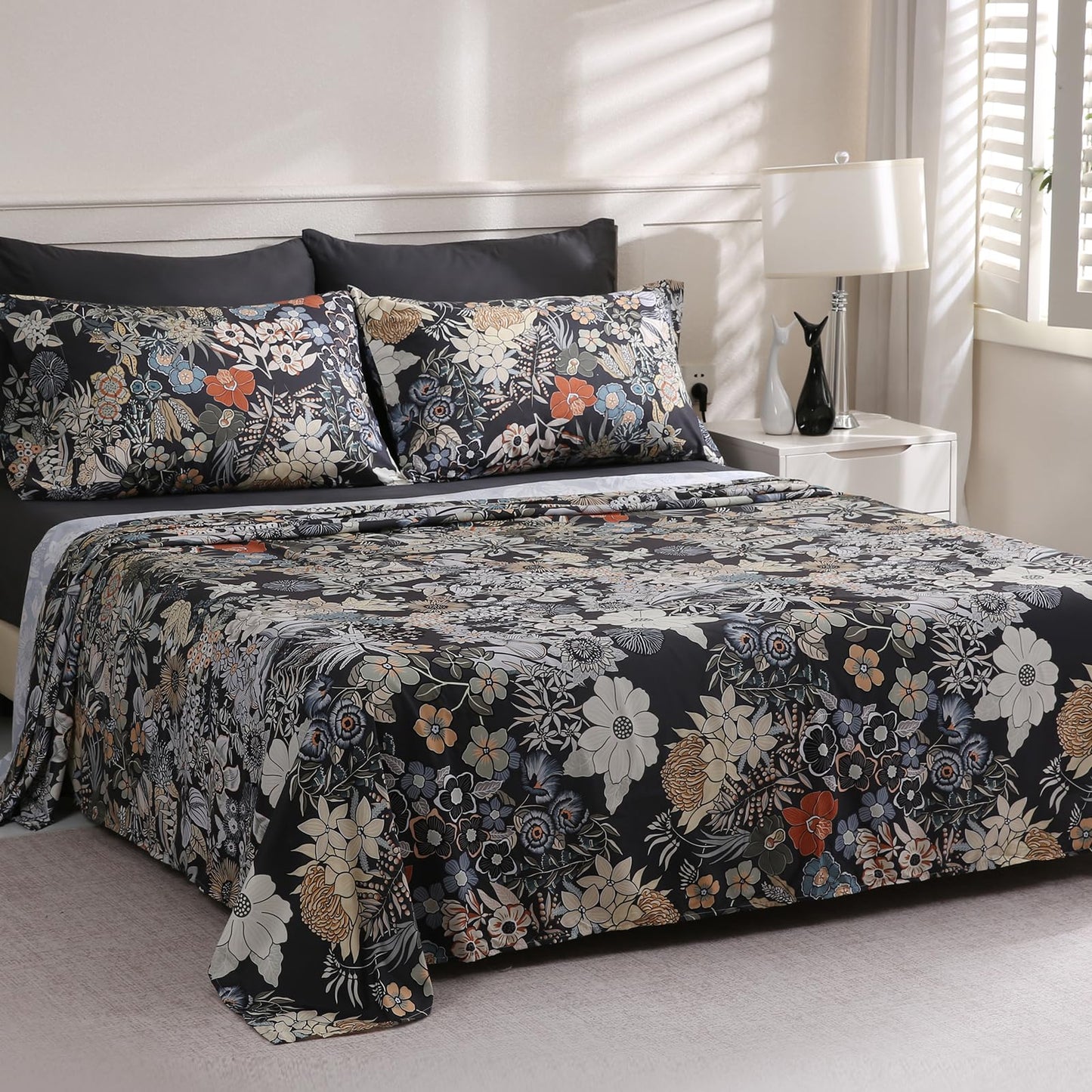 LONAVA Flower King Size 6 Pcs Sheet Set, Breathable Microfiber Deep Pocket Black Fitted Sheets, Comfy & Breathable Patterned Flat Sheets,4 Gentle Soft Pillowcases, Midnight Blossoms