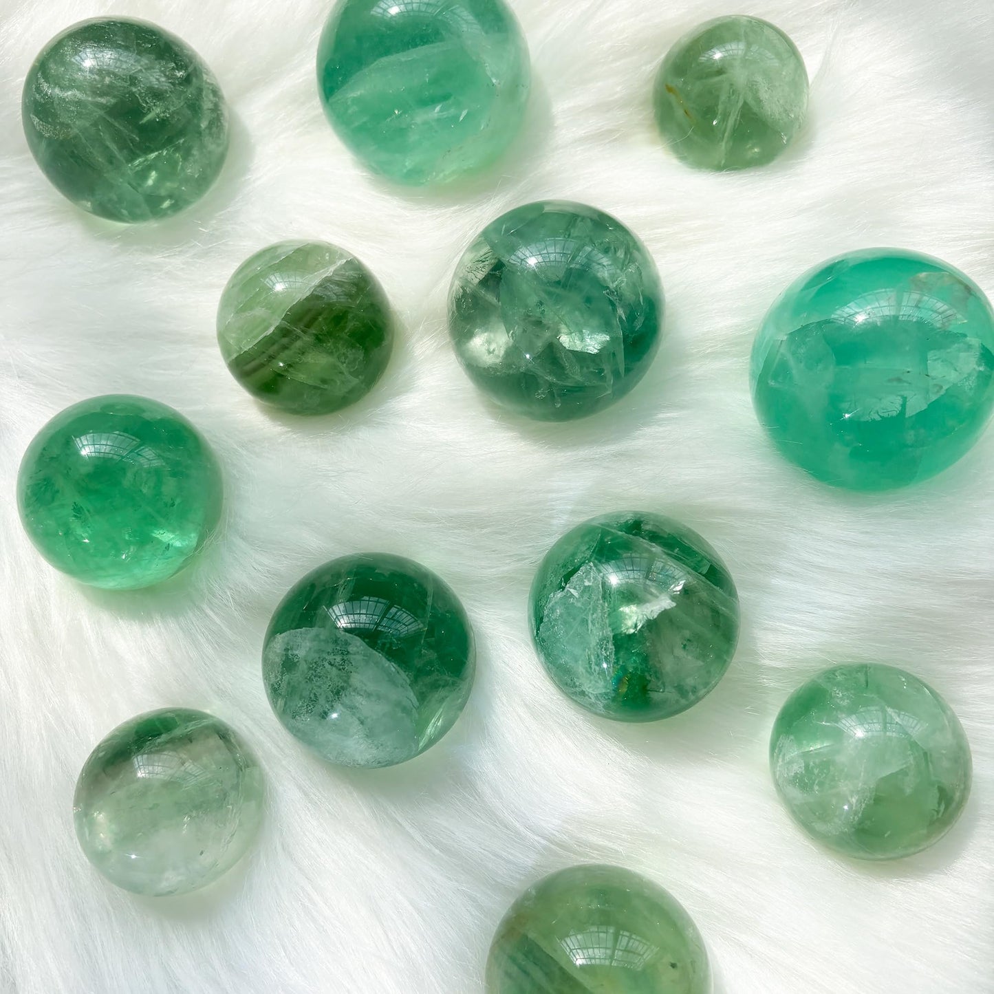 EZhandcraft Green Fluorite Crystal Sphere - 2.0-2.4" Inches Decorative Balls, Gem-Grade Clarity, Perfect for Reiki, Chakra, Feng Shui, Meditation, and Healing, Witchcraft Supplies
