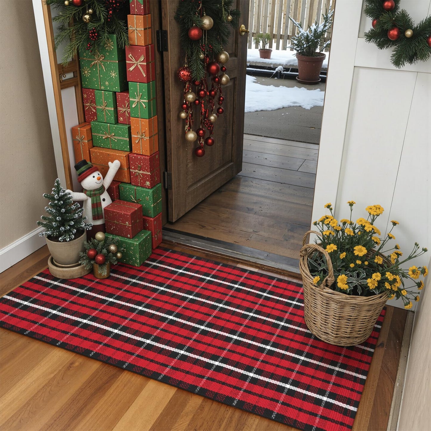 LEEVAN Christmas Outdoor Rug 2x4, Xmas Buffalo Plaid Washable Small Front Porch Door Mat, Black and Red Checkered Entryway Rug, Woven Welcome Doormat for Layered Kitchen Bathroom Holiday Decor Carpet