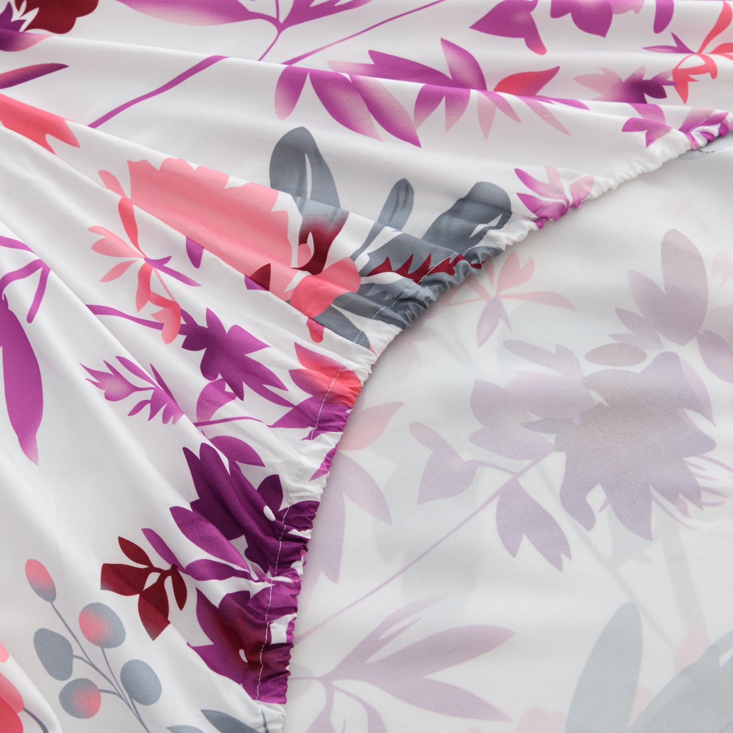 Spirit Linen Home 6-Piece Queen Size Bed Sheet Set - Deep Pocket, Floral Print Pattern, Soft and Breathable Bed Sheets, Microfiber Material, Includes 1 Fitted, 1 Flat, 4 Pillowcases - Grey/Pink Floral