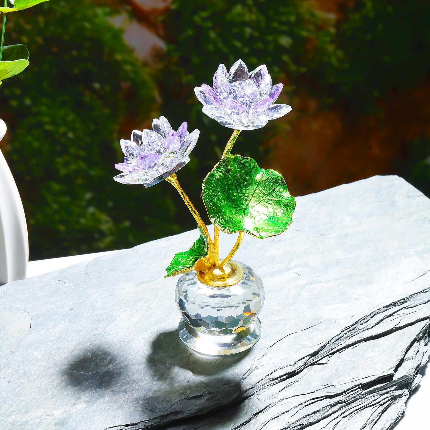 YWHL Purple Crystal Lotus Flower Figurine with Vase, Handmade Lotus Gifts Bouquet for Women on Birthday Christmas Mother's Day, Glass Lotus Flower Home Party Office Decor