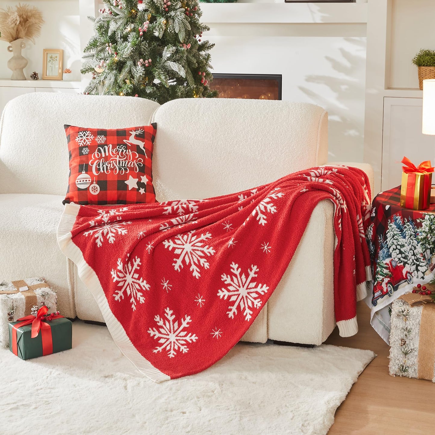 Douceur Christmas Snowflake Throw Blanket, Ultra Soft Red Fluffy Festival Blanket, Reversible Cozy Decorative Blanket for Bed Couch Sofa, Super Soft Indoor Living Room Plush Throws, 50"X60"