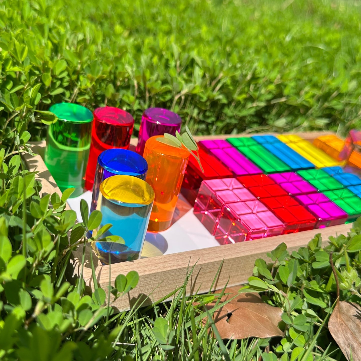 KOAICS 27PCS Rainbow Crystal Acrylic Blocks with Tray, 7 Colors Stacking Gem Blocks for Kids, 3 Shapes Cylinder, Cube, Cuboid Educational Sensory Light Learning Toys(Mixed Shape Acrylic Blocks)
