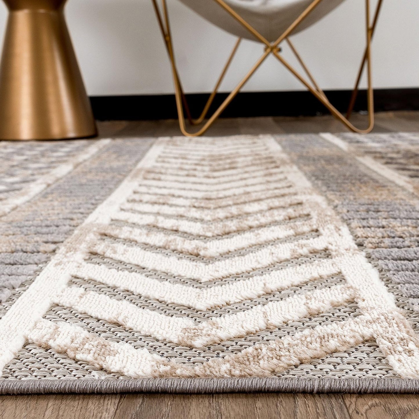 Rugshop Distressed Geometric Indoor/Outdoor Beige Area Rug Modern Tribal Stripe, Durable Stain Resistant Perfect for Patio, Backyard, Deck and Outdoor Lounge 5' x 7'