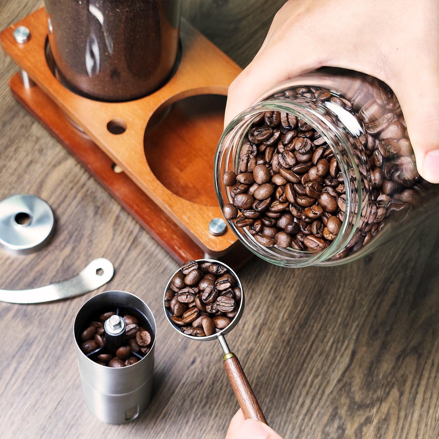 Venuekkuri Glass Coffee Grounds Container with Shelf, 2 × 45 oz Glass Coffee Canisters with Airtight Thread Lid, Storage Jars with Stainless Steel Spoon for Coffee Bean, Sugar,Nut
