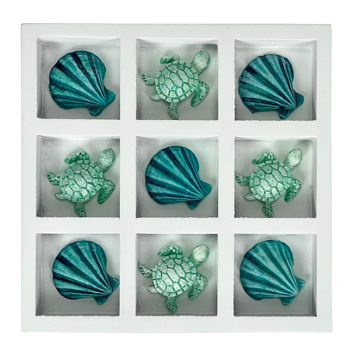 Coastal Shell and Sea Turtle Decorative Sculpture – 7" White Wood Tic Tac Toe Table Accent with Resin Pieces, Beach House Nautical Coffee Table Centerpiece, Ocean Home Decor, Adult Display Art