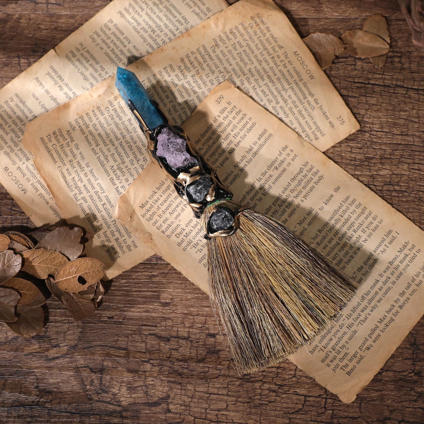RENEMEGO Crystal Witch Altar Broom - Witchcraft Supplies with Blue Apatite Wiccan Stuff Fairy Magic Broomstick with Natural Healing Crystals Hexagonal Points Pagan Fengshui Reiki Energy Clearing Gift