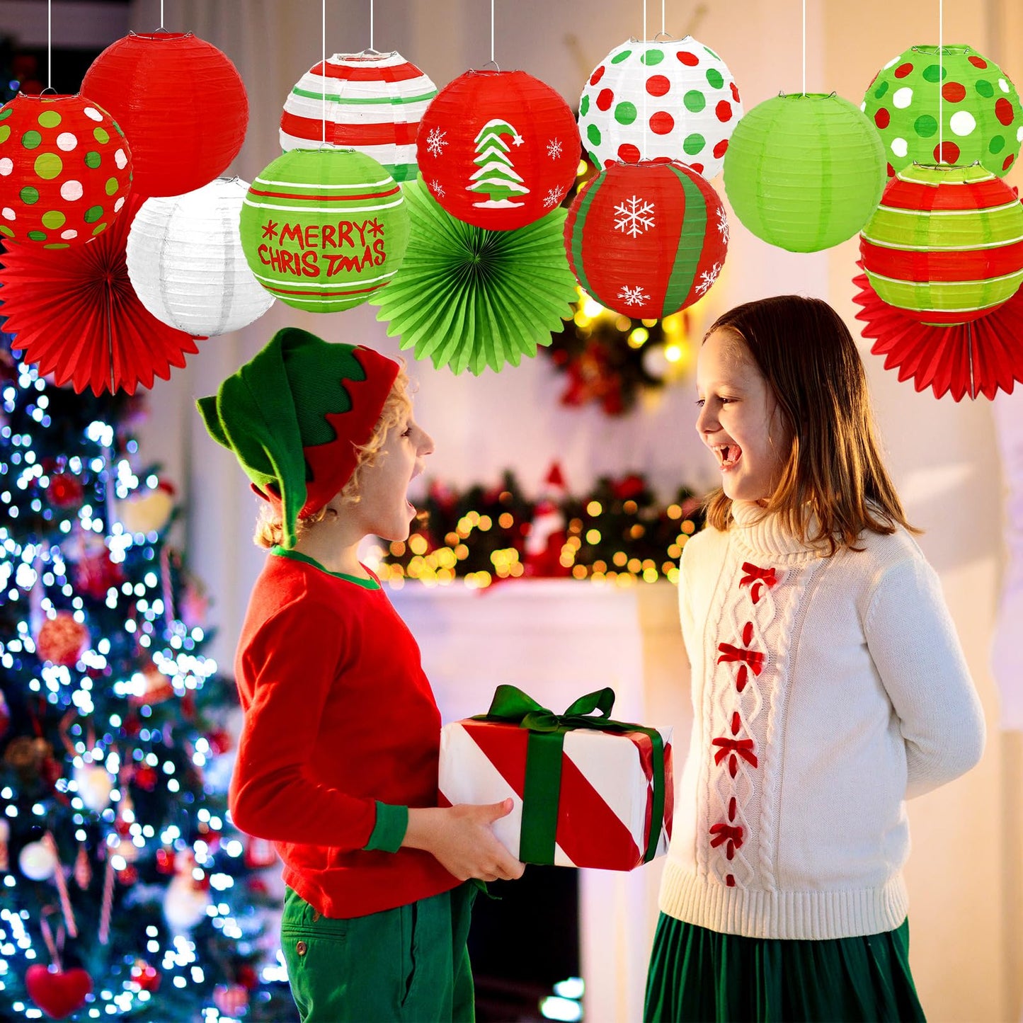 JarThenaAMCS 18Pcs Christmas Paper Lantern Set Red Green Hanging Lanterns with Paper Fans for Xmas Home Party Decoration