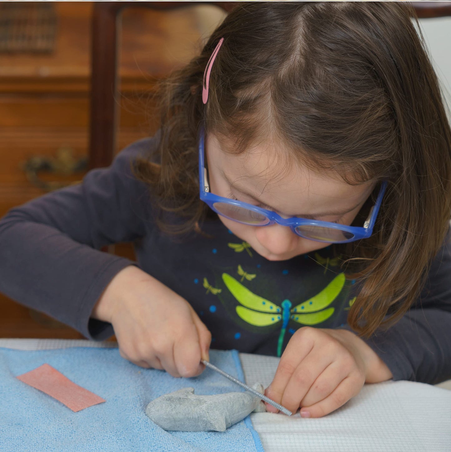 STUDIOSTONE CREATIVE DIY Arts & Crafts Carving Kit Kids Adults Orca Sculpture Soapstone
