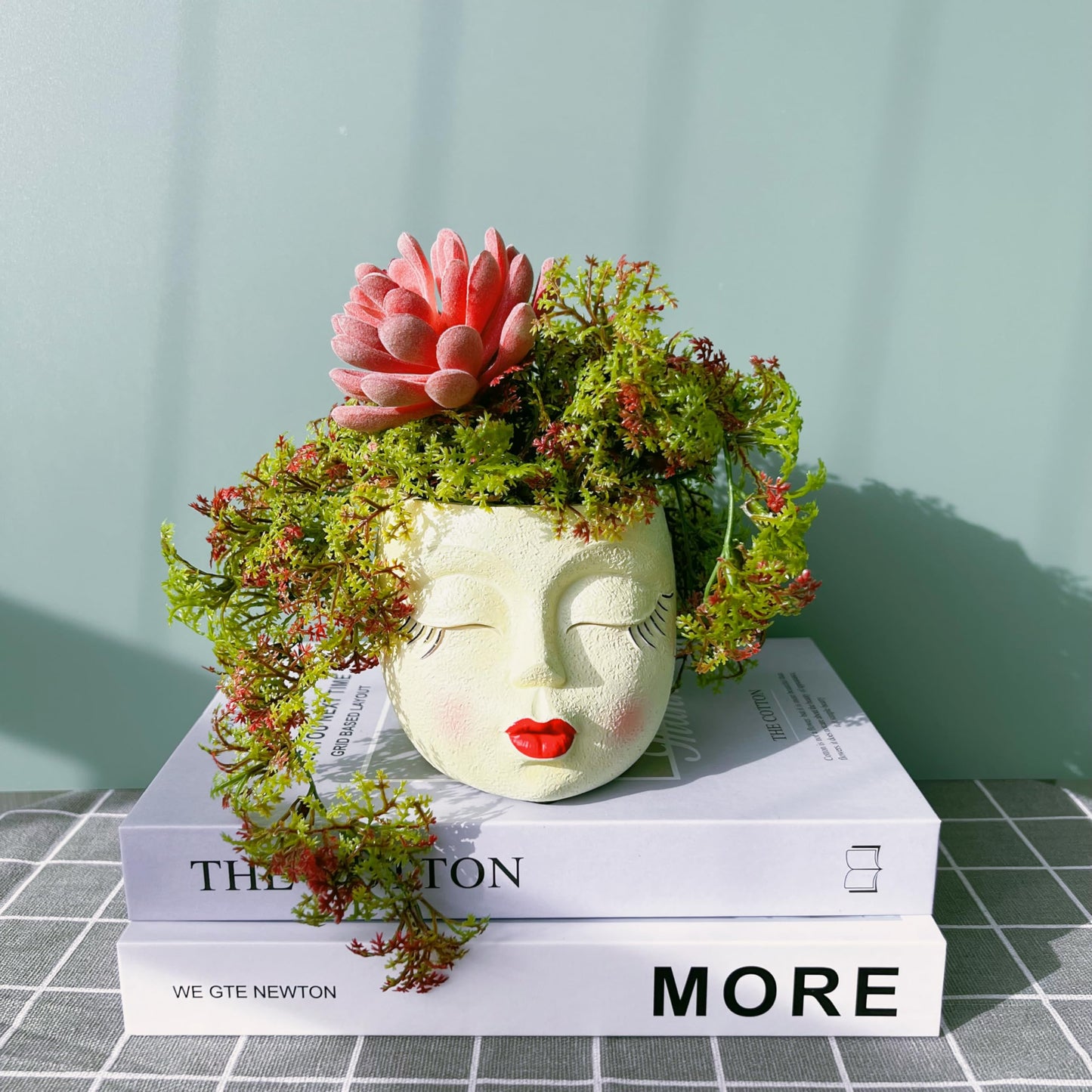 EylbKey Girl Face Flower Pot Small Lady Head Planter Funny Flower Pot for Cactus Lovely Resin Head Face Planter with Anti-Friction Pads Pale Yellow 1Pack