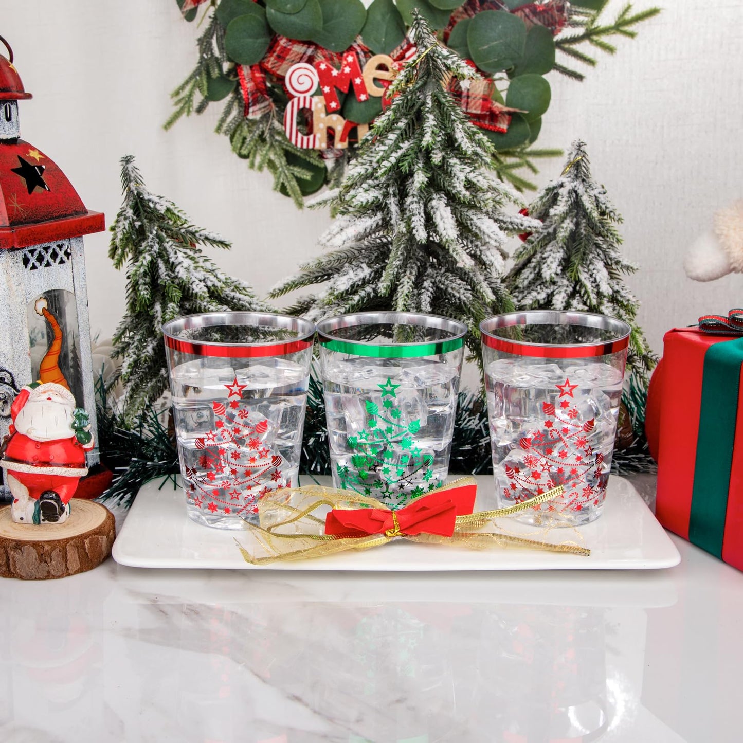 supernal 100pcs Christmas Plastic Cups,10oz Disposable Party Cups,Red and Green Plastic Tumblers with Christmas Tree Design,Party Cup Disposable for Xmas Party, Christmas Eve