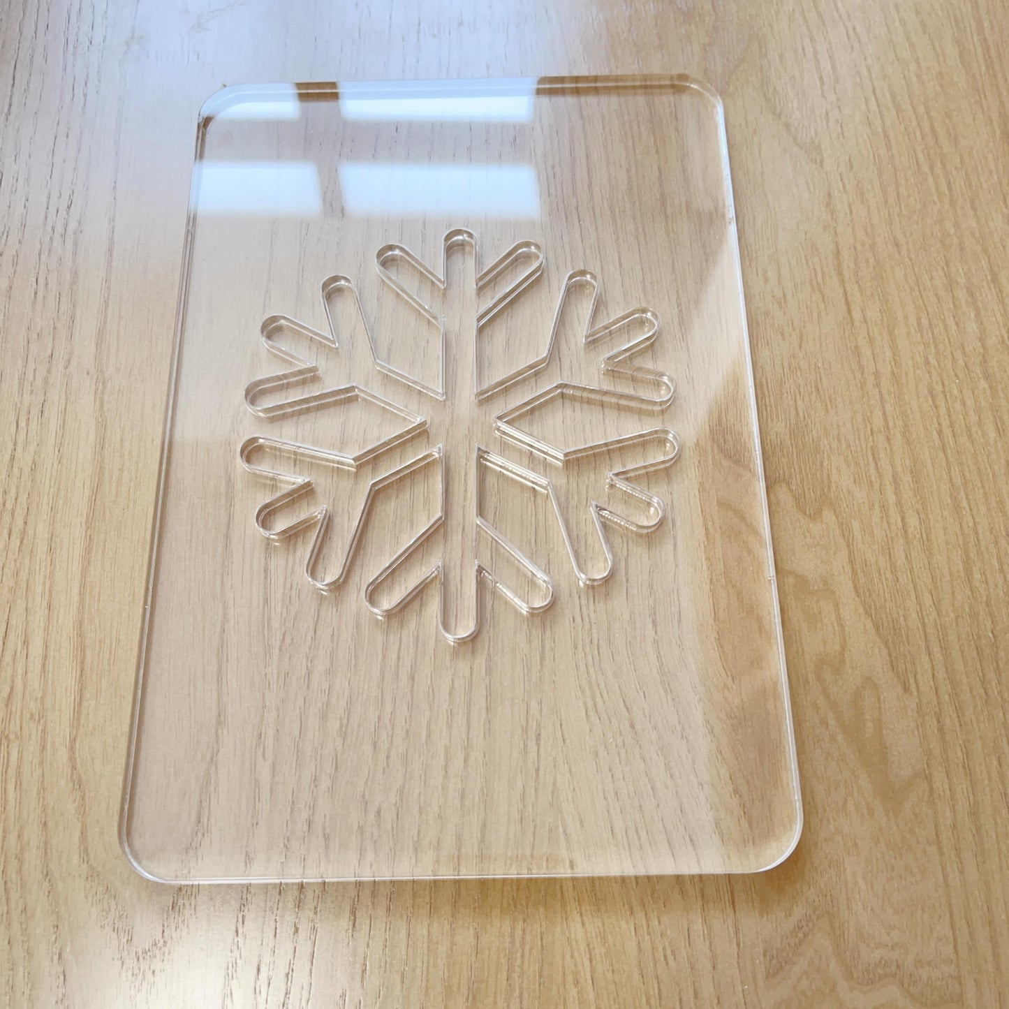 Christmas Snowflake Router Template, 5.5 x 8 inches, Acrylic Holiday Lantern Making Guide for Woodworking Projects