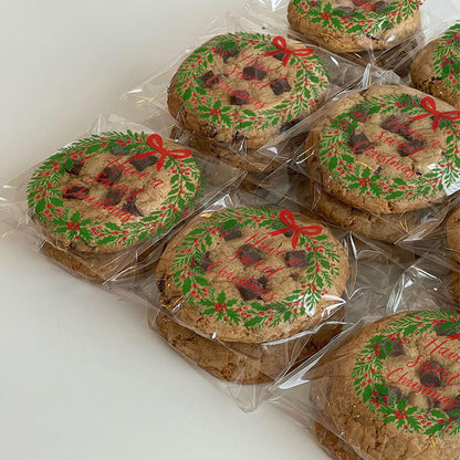 EKAPACKAGING 200 Pcs 5x7 Inches Self Sealing Cellophane Bags, Christmas Print Cookie Bags with Seal, Resealable Treat Bags for Party Favors, Bake Sale Packaging, Individual Packaging