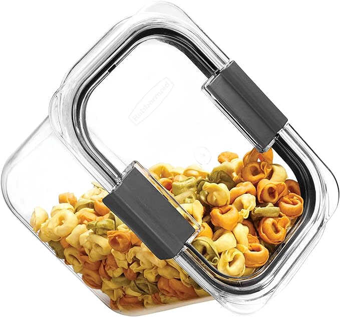 Rubbermaid Brilliance 12-Cup Airtight Food Storage Container