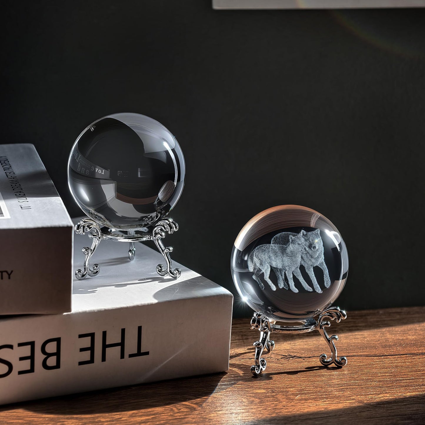 vskikris 2 Pcs 3D Wolves Crystal Balls with Silver Stand
