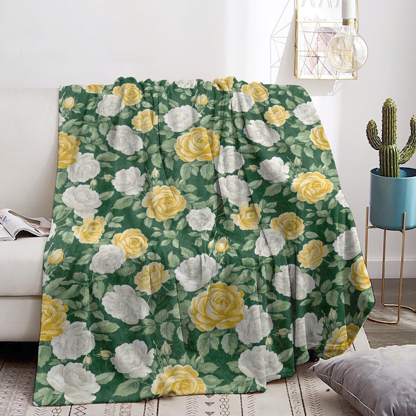 Bidesk Rose Floral Theme Blanket Soft Flannel Throw Blanket, Cozy & Warm Yet Lightweight Blankets for Travel, Couch, Bed, for Men Women Adults, Fuzzy Outdoor Comfort Wrap 60"×50"