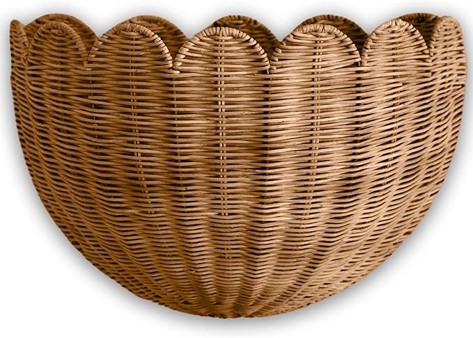 BEBE BASK Scalloped Wicker Hanging Basket