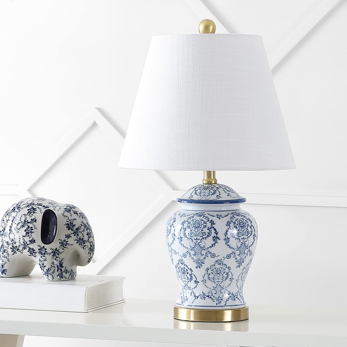JONATHAN Y 22.25" Blue/White Chinoiserie Ceramic Urn Table Lamp, Traditional Classic Nightstand Lamp for Living Room Bedroom, White Linen Shade, LED Bulb Included JYL3085A