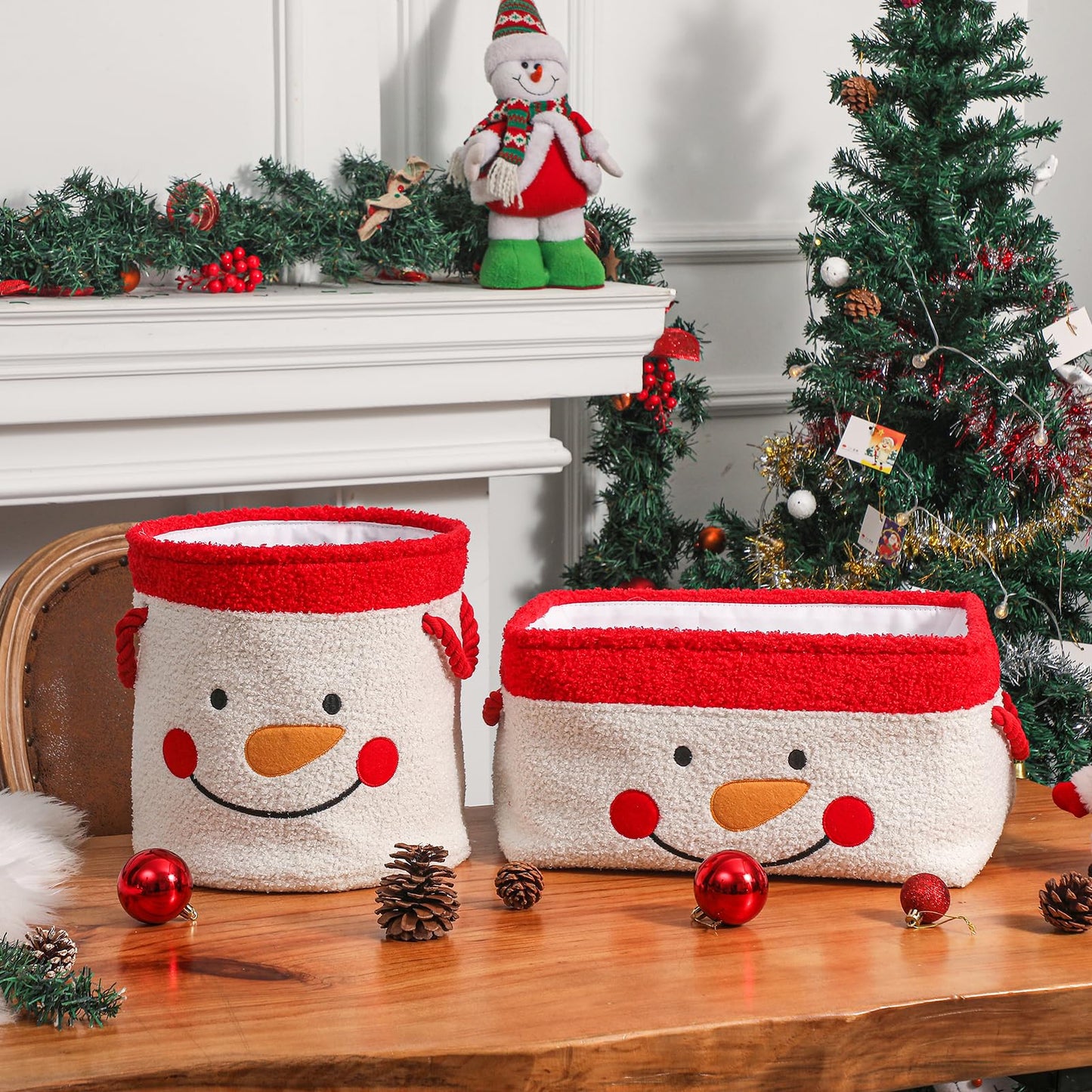INough Christmas Gift Basket, Large Red Collapsible Storage Basket with Handles, Empty Holiday Basket for Gifts, Blankets, Baby Items and Home Christmas Decorations