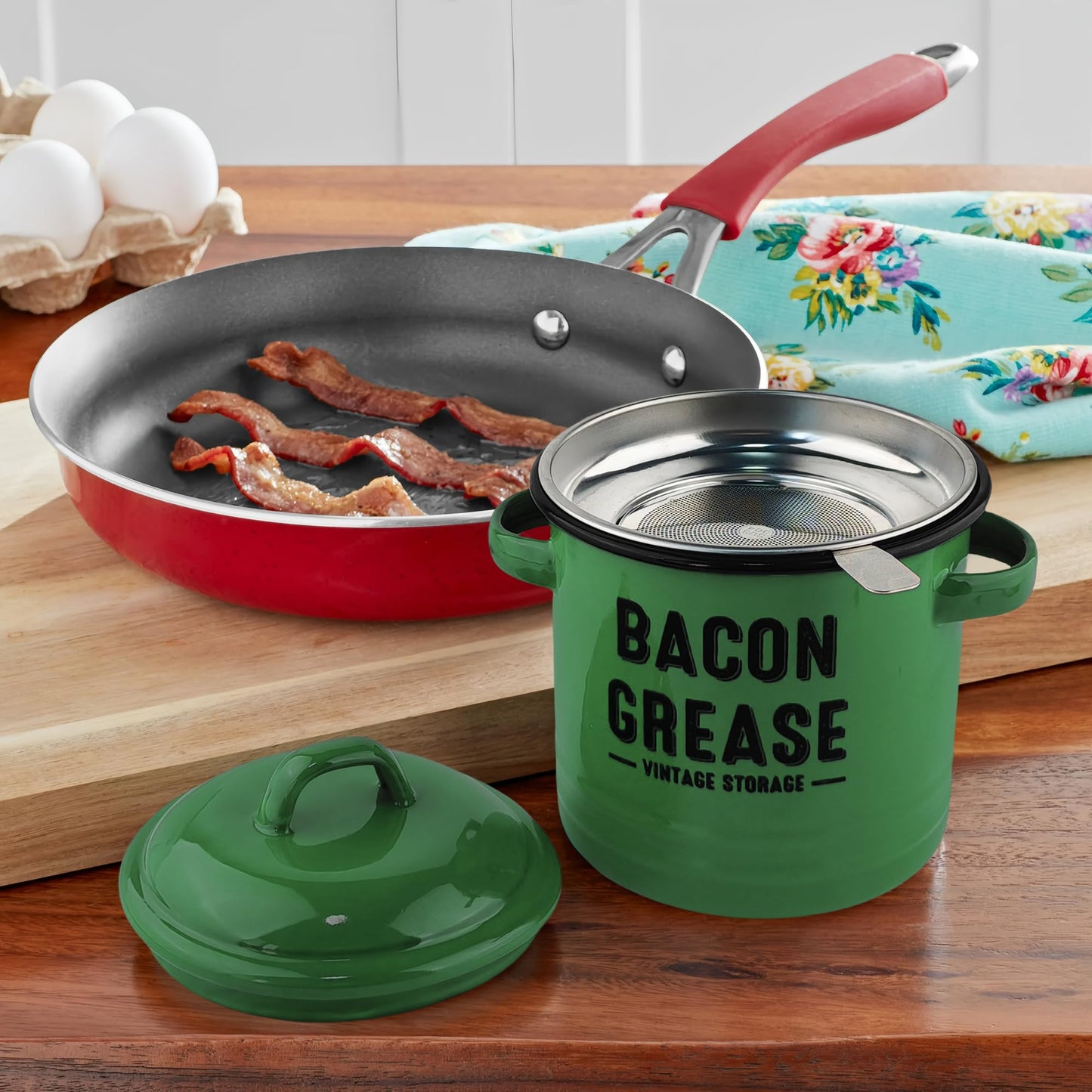 YOKODU 42oz Bacon Grease Container with Strainer,Enamel Ceramic Bacon Fat Can for Grease Drippings and Storage Grease Saver Keeper for Reuse & Disposal(green)