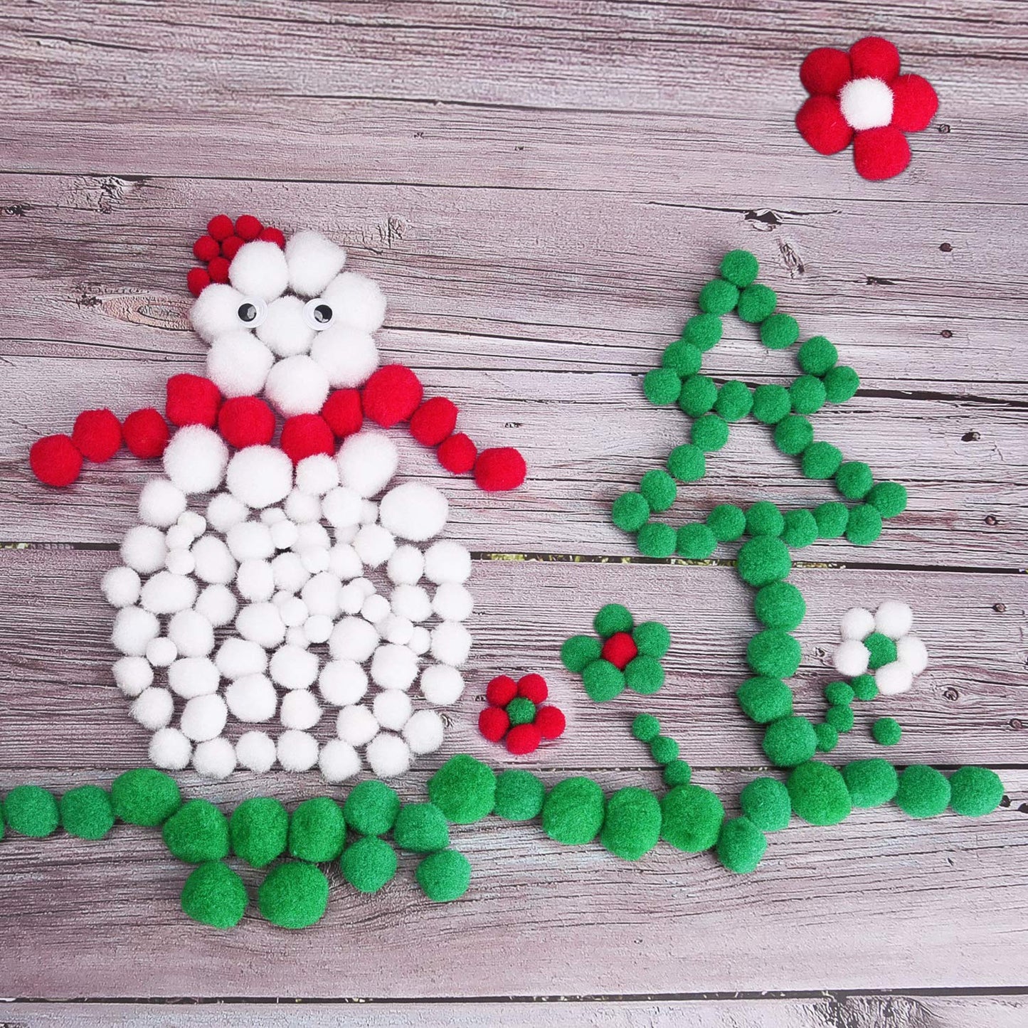 Livder Christmas Pom Poms Pompoms for Art Crafts Gift Decorations, Red Green White, 400 Pieces