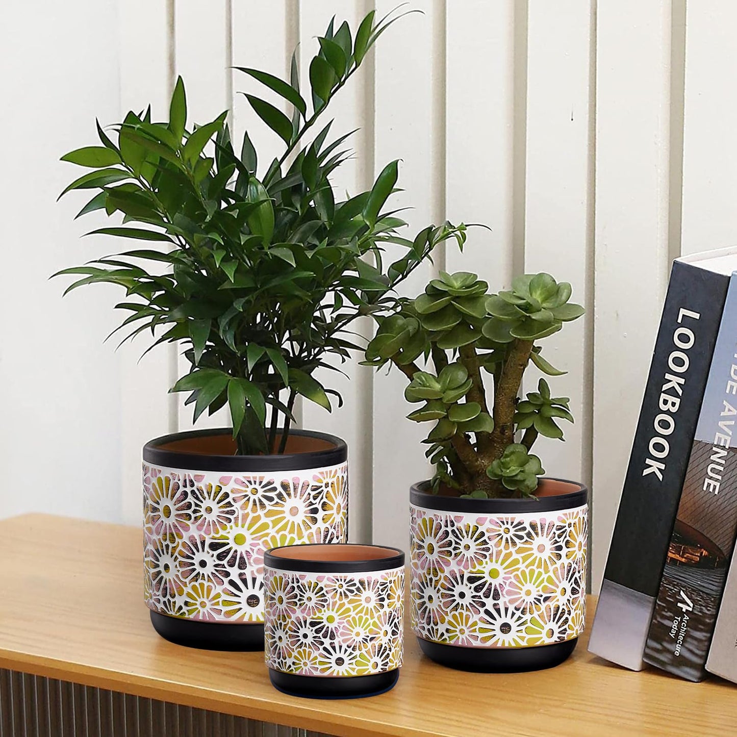 Qipecedm 3 Piece Ceramic Plant Pots, 5.7/4.7/3.5/inch Planters with Drainage Hole, Outdoor Indoor Flower Pots Set, Modern Decorative Plant Pots for Lilies, Cacti, Succulents, Snakes, Bamboo(Black)