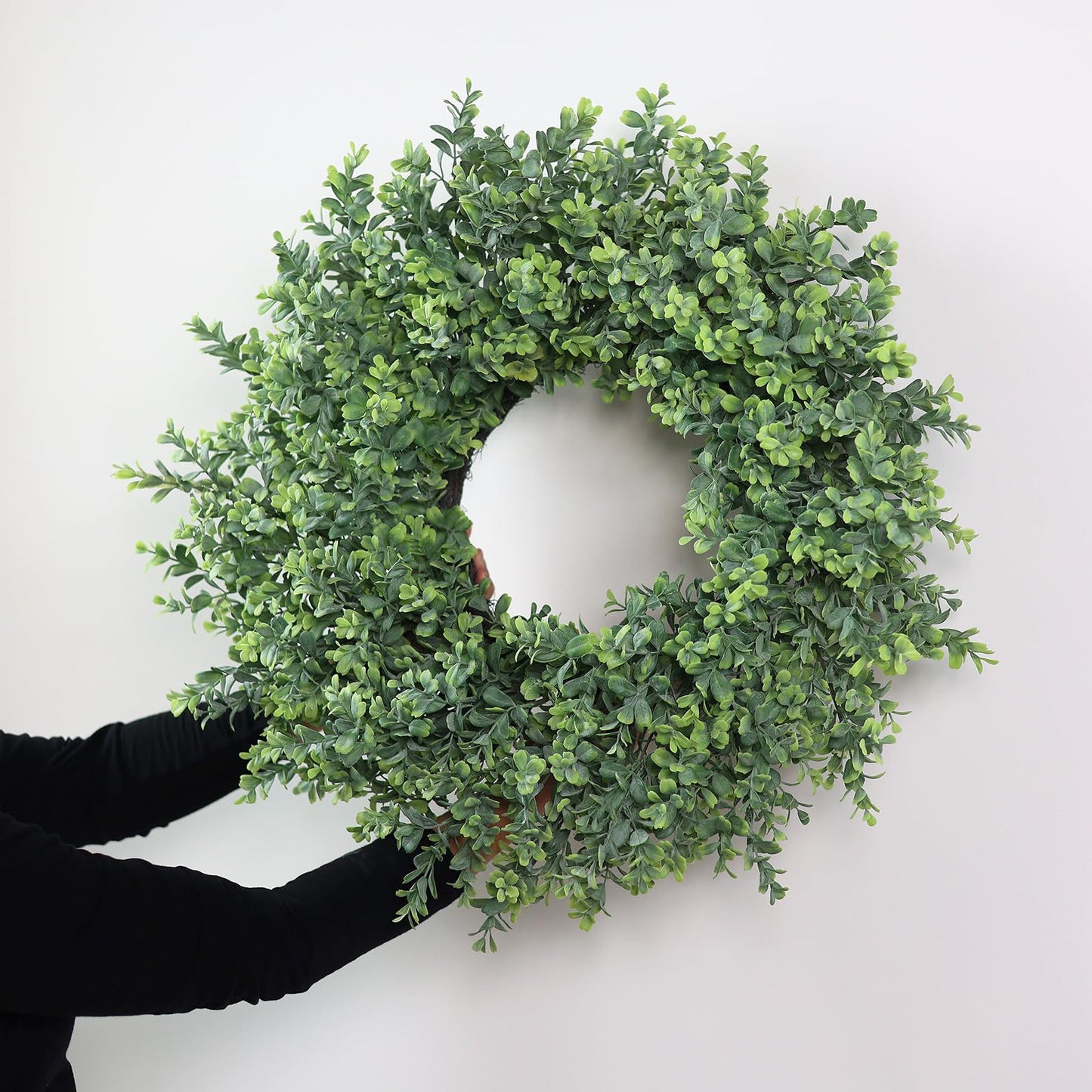 26" Artificial Boxwood Wreath Fake Plant for Front Door Decor(Green)