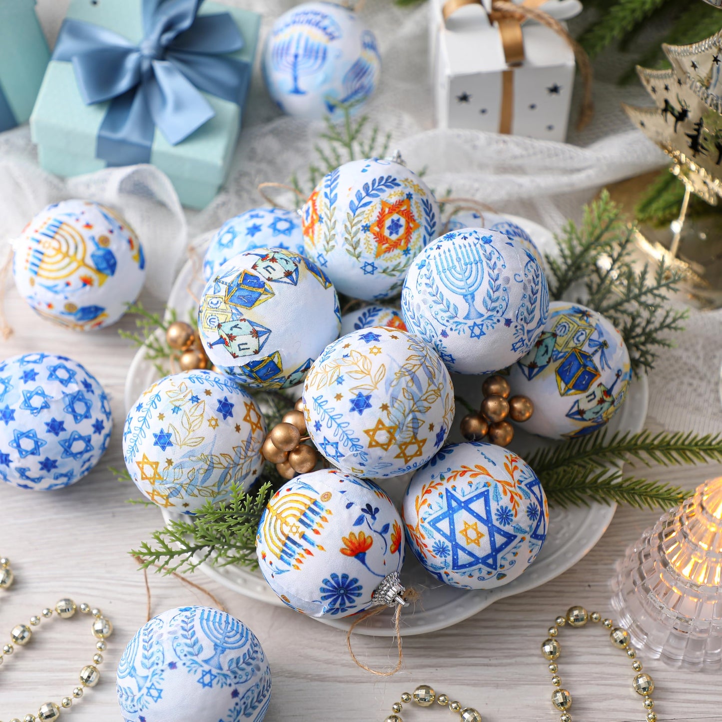Outus 16 Pcs Hanukkah Ball Ornaments Hanukkah Hanging Ornament for Tree Blue and White Jewish Christmas Decorations for Tree Star of David Chanukah Party Decorations