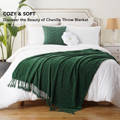 BATTILO HOME Chenille Knit Throw Blanket for Couch, Soft Cozy Christmas Green Knitted Throw Blanket with Fringe, Lightweight Blanket for Christmas Decoration, 50"x60"