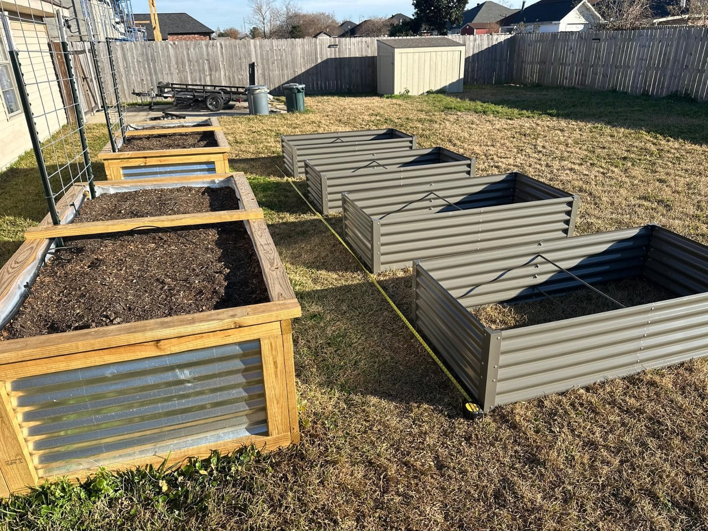A ANLEOLIFE Set of 12 18 Inch Tall Raised Garden Beds Kit, Rectangular & L-Shaped Combo Metal Planters – Ideal for Backyard DIY Creative Layouts, Quartz Grey