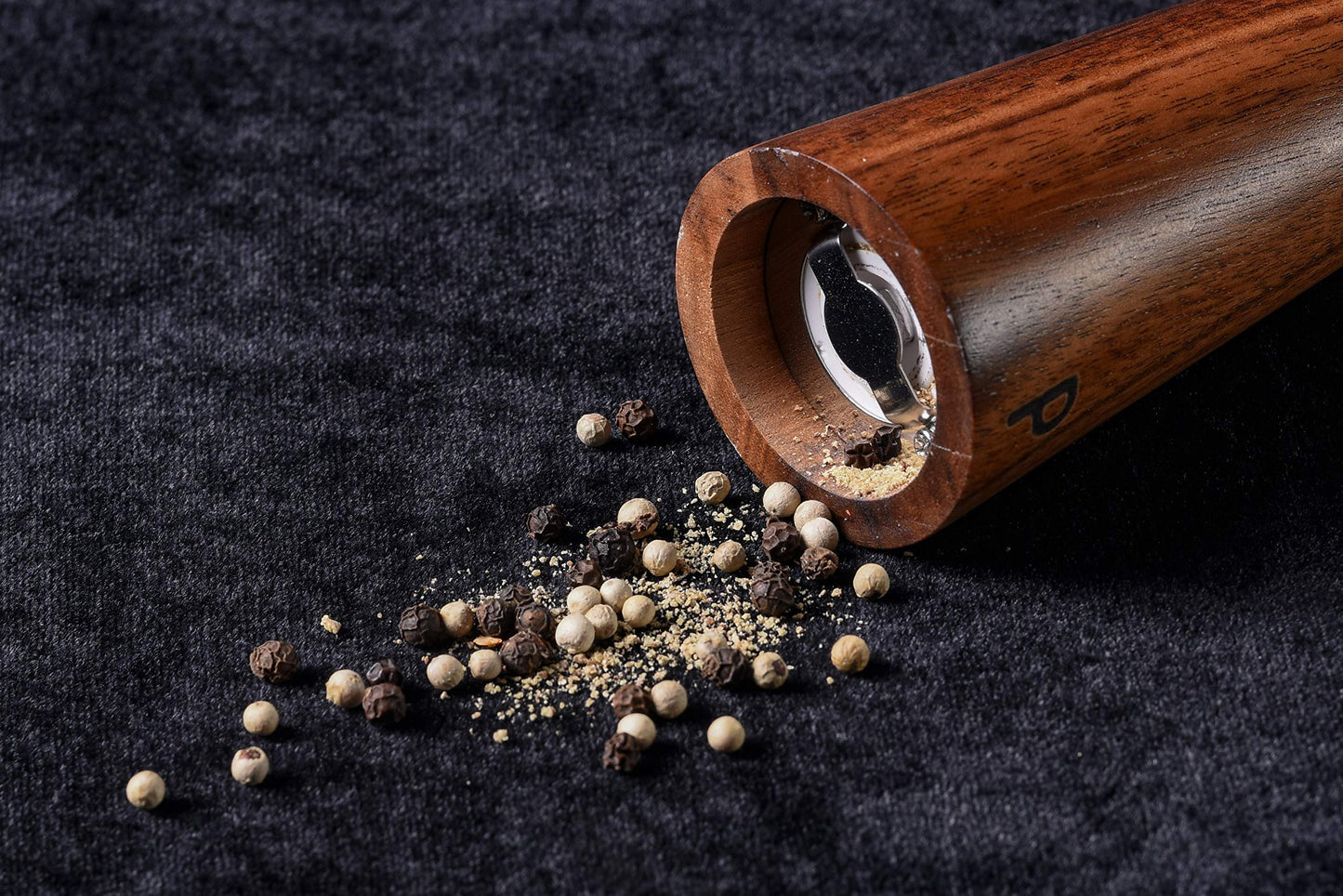 Finnhomy Salt and Pepper Grinder Set, Acacia Wood Adjustable Coarseness Pepper Mill with Wooden Stand, Cleaning Brush & Spoon, Pepper Grinder Refillable, 2 Pack Salt and Pepper Shakers, 8.5 Inches