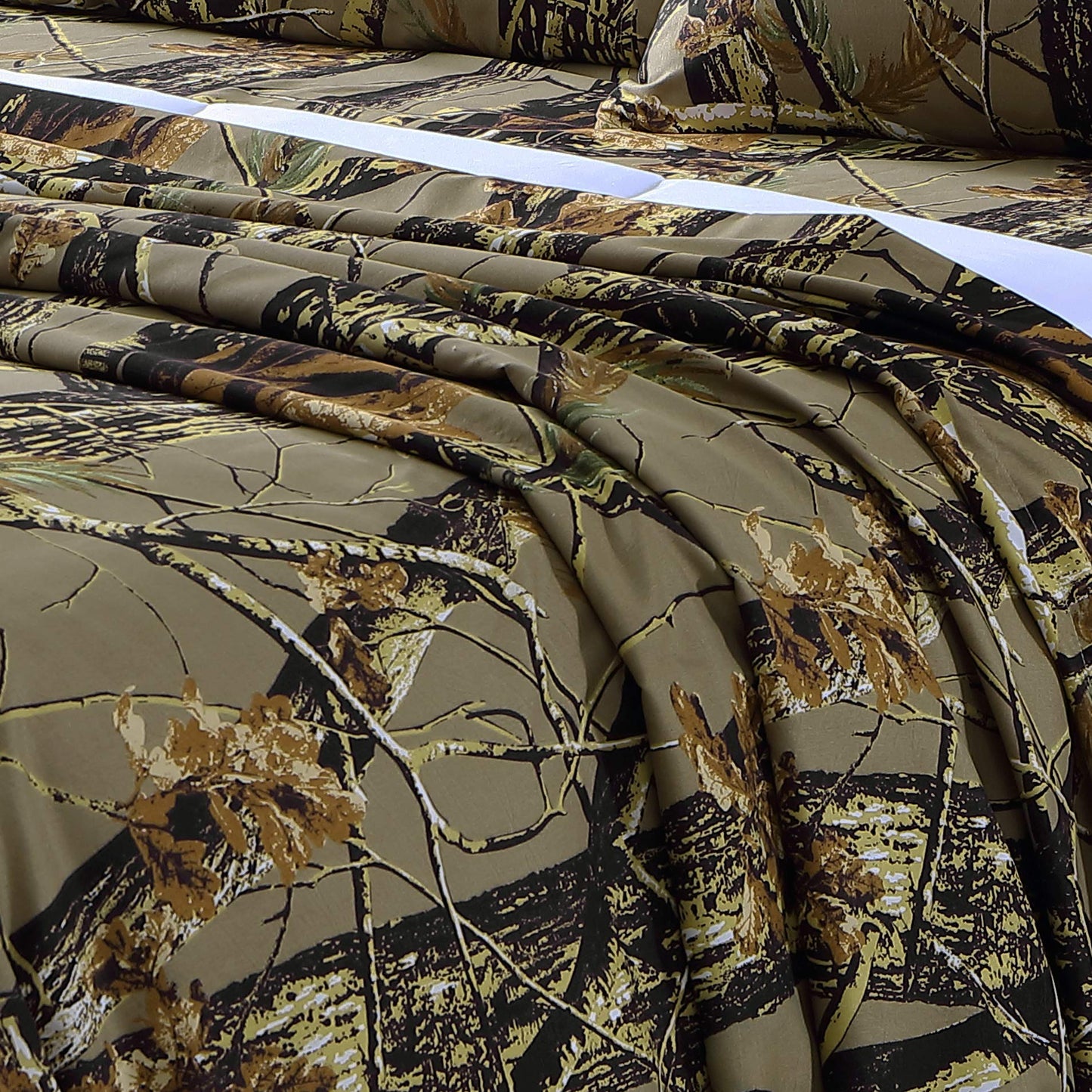 Chezmoi Collection Salem 4-Piece Cabin Lodge Forest Woods Sheet Set - Nature Camo Tree Leaves Printed Soft Microfiber Sheets - California King, Natural