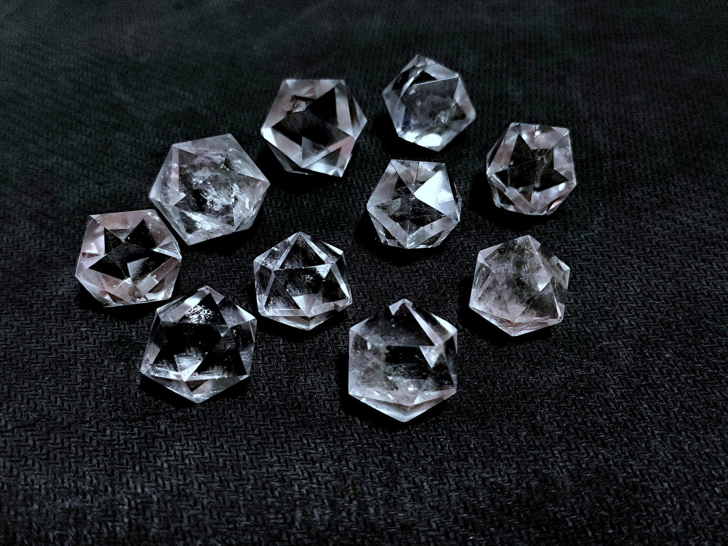 Jet Crystal Quartz Icosahedron Gemstone Sphatik Original Crystal Natural Authentic Chakra Radionic Platonic Pranic Brazilian Power Protection Vastu Healing Feng Shui Energy Approx. 10-15 mm.